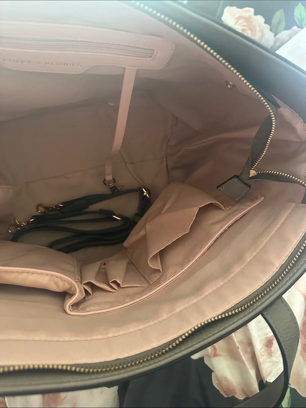 Poppy & Peonies Go-Getter Dark Grey Blush Pink Interior, Tote with Gold Hardware